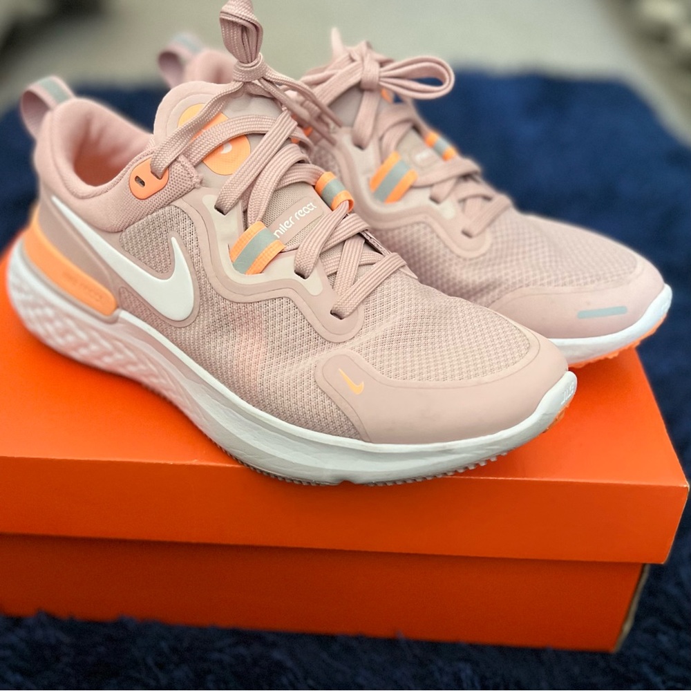 Nike Champaign And Orange Women’s React Miler Run… - image 7